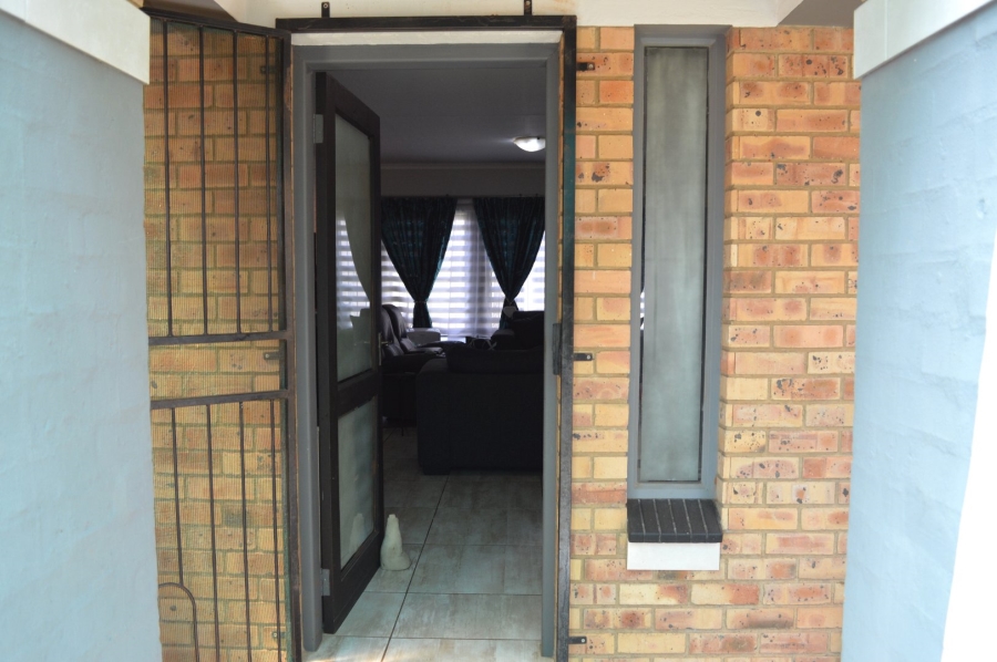 3 Bedroom Property for Sale in Doringkruin North West